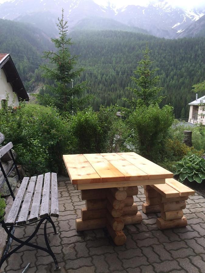 Chesa Sper L'Ovel Brail Apartment Zernez Bagian luar foto